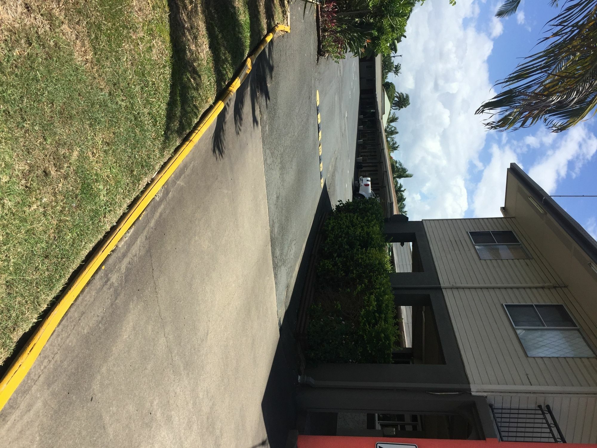 Country Plaza Motor Inn Mackay Esterno foto